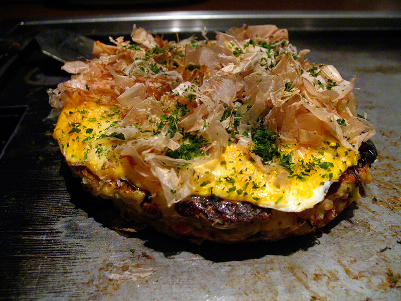okonomiyaki-feat-katsuobushi